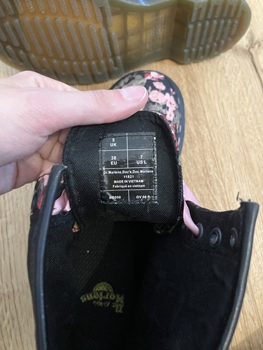Doc Martens Stiefel Blumenmuster Schwarz Pink Größe 38 - Bild 4 von 4