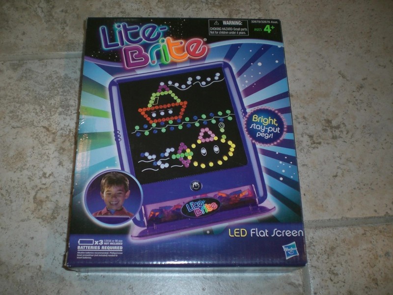 LITE BRITE~LED Flatscreen~Blue~200 Pegs~Pattern Templates -BRAND NEW SEALED 