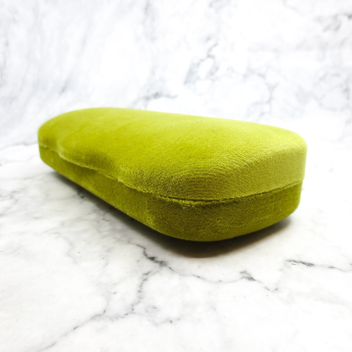GUCCI VELVET YELLOW SUN GLASSES HARD CLAM SHELL PROTECTIVE CASE BOX Gucci Velvet Clam-shell Case - 2017 Collection Zambia | Ubuy main image 2