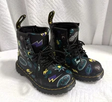 Dr. Martens Kids Boots Size 8 – Black Graphic Print – NWOT, Rare Design