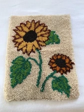 Vintage 1970's Sunflowers Latch Hook Rug Wall Hanging Completed Art 20x26"