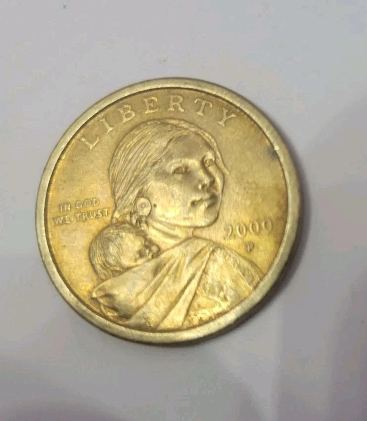 2000 P Sacagawea One Dollar Coins US Liberty - Gold Color - Image 3 of 4