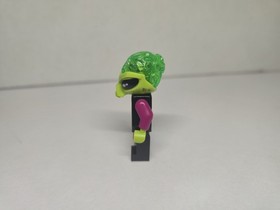 Lego Alien Conquest Cyborg PIRATE VILLAIN Minifigure 7066 Green Minifig Head
