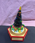 Enesco Musical Action Train with Christmas Tree 1983 - Music Works - Rare — photo 4