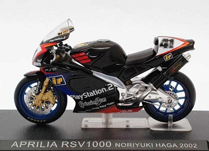 Ixo Models 1/24 Scale IB15 - Aprilia RSV1000 - #41 N.Haga 2002 - Black - Image 2 of 3