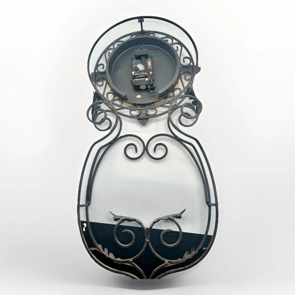 Reloj de Pared Bombay Vintage Hierro Forjado Ornado Con Péndulo Números Romanos Funciona Foto 4 de 4