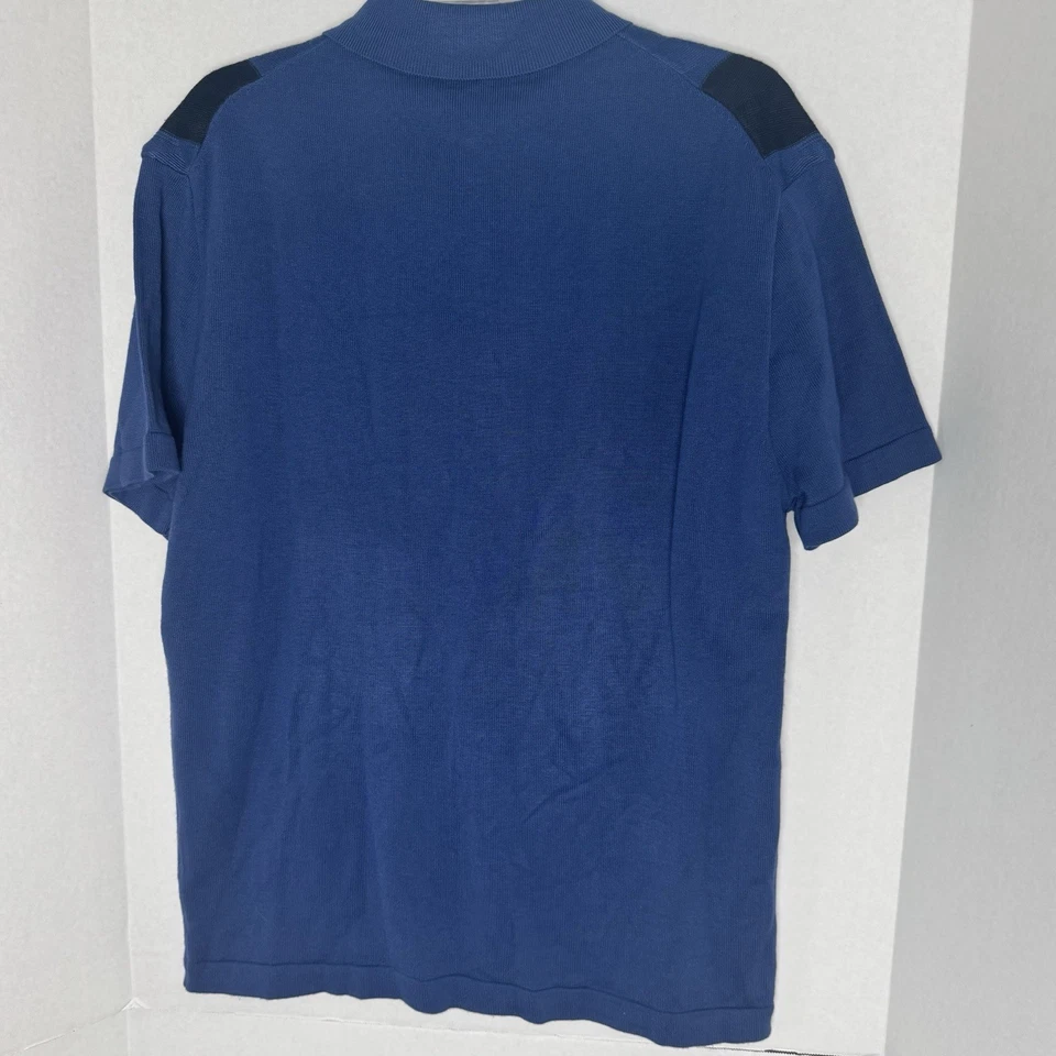 Camisa Polo Retro Stacy Adams Para Hombres Tejida con Botones LGE Azul Blanco Rayas Verticales Foto 3 de 4