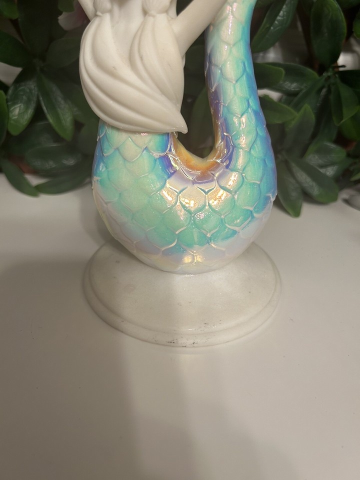 Bath & Body Works Iridescent Mermaid Pedestal 3 Wick Candle Holder SEE