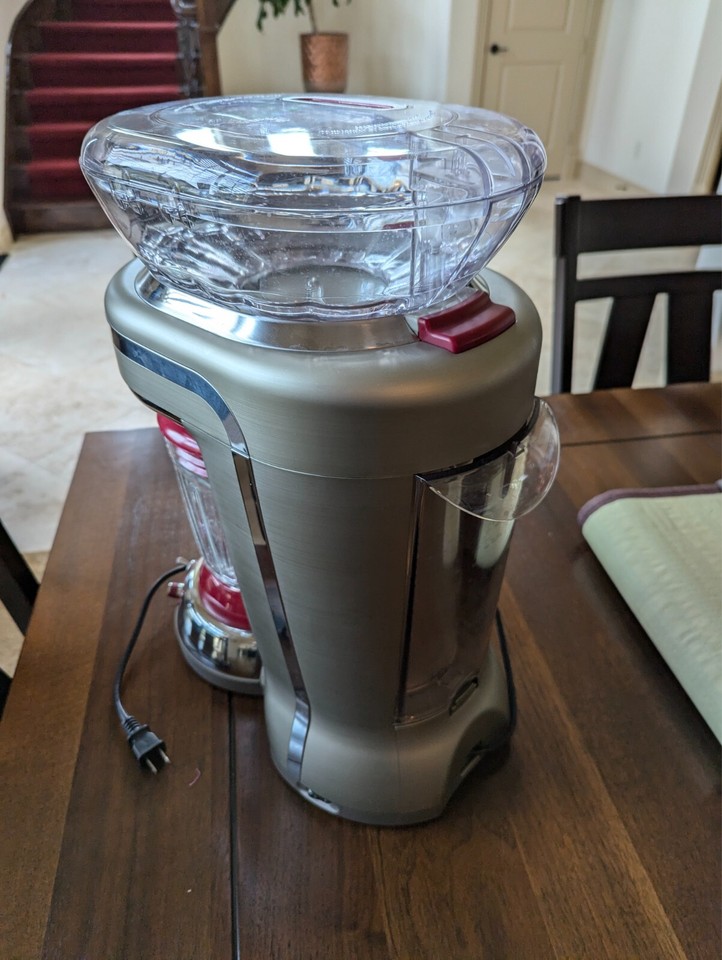 Margaritaville DM2000 Fiji Edition Frozen Concoction Maker w/Pitcher Blender Red eBay