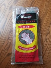 Oven Mitt   17” Flame Resistant Sage Green. Winware. BBQ. Smoker. Long arm. E2
