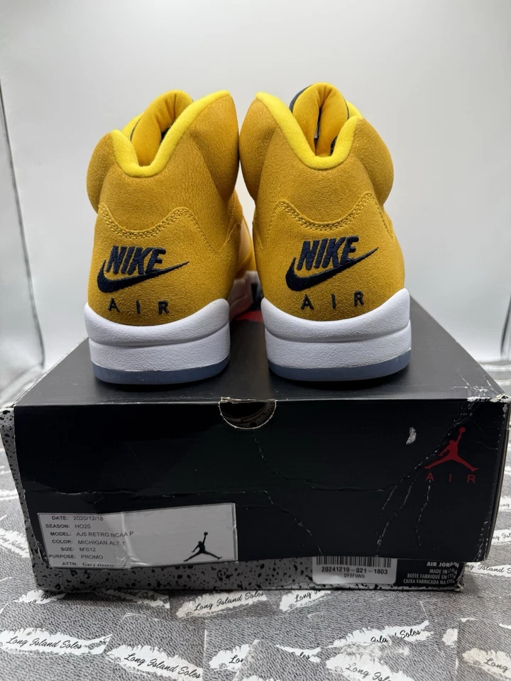 Retro Jordan Michigan PE 5’s Talla 12 Nunca Usado Muestra Promo Amarillo Azul Blanco Foto 4 de 4