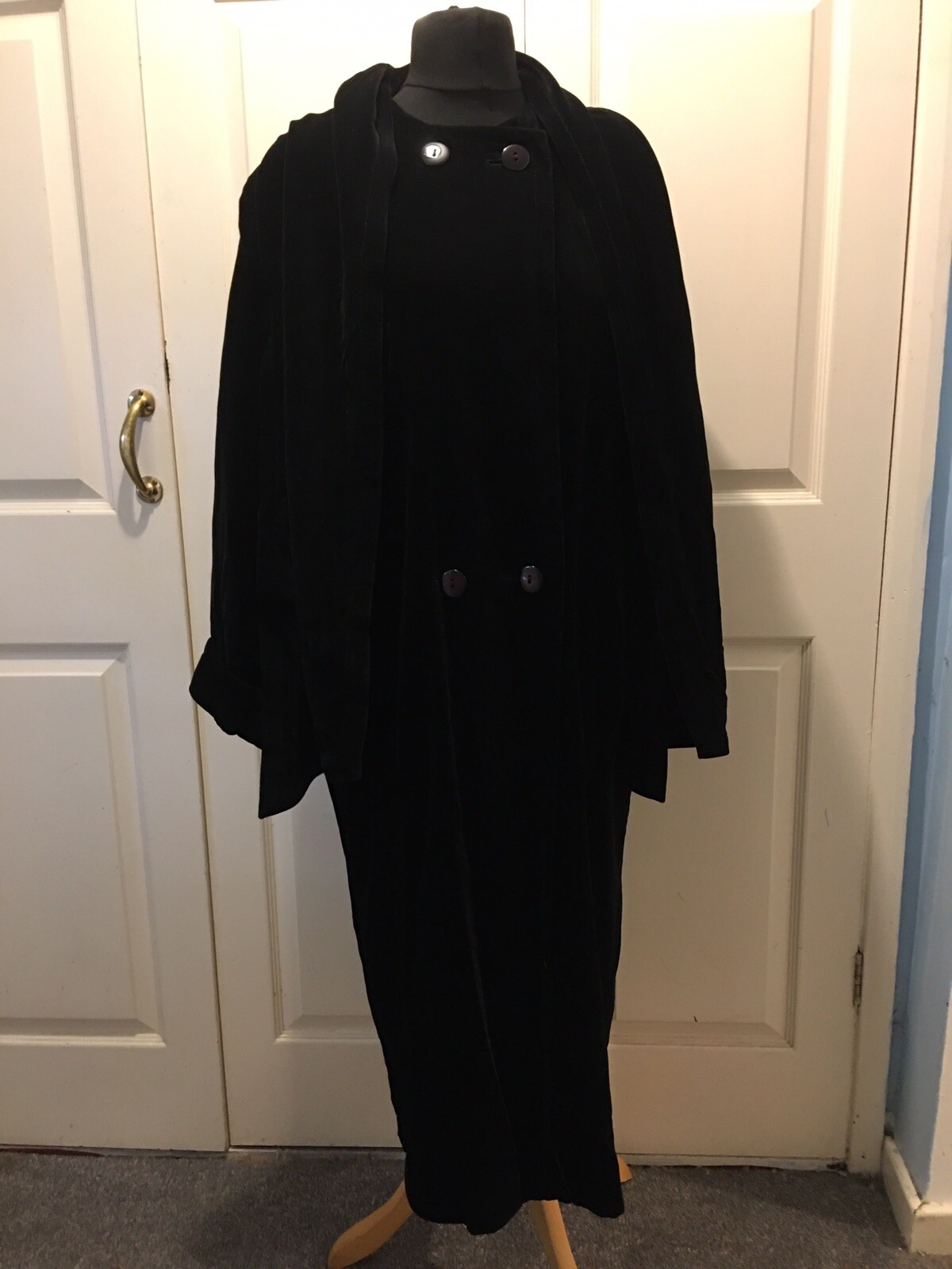 Picture 5 of 12