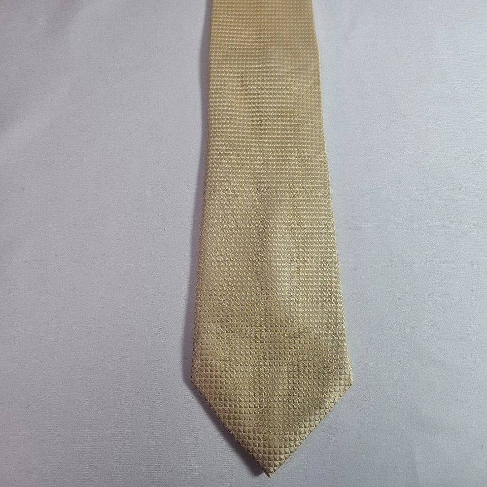 Corbata Sean John 100 % seda geométrica dorada 3,5" x 59" Foto 3 de 4