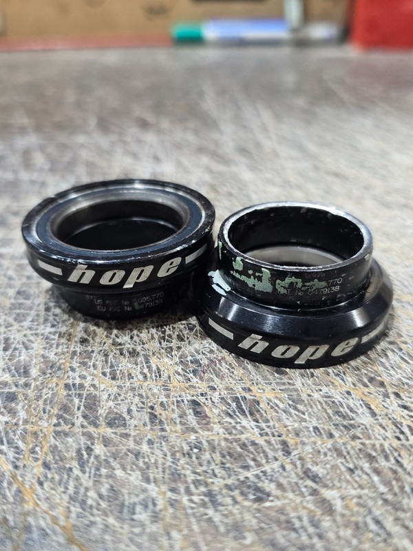 Hope Headset Cups 1/8 