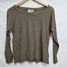 Nation Ltd Brett Off Shoulder Raglan Tee Shark XS Brown Long Sleeve Shirt