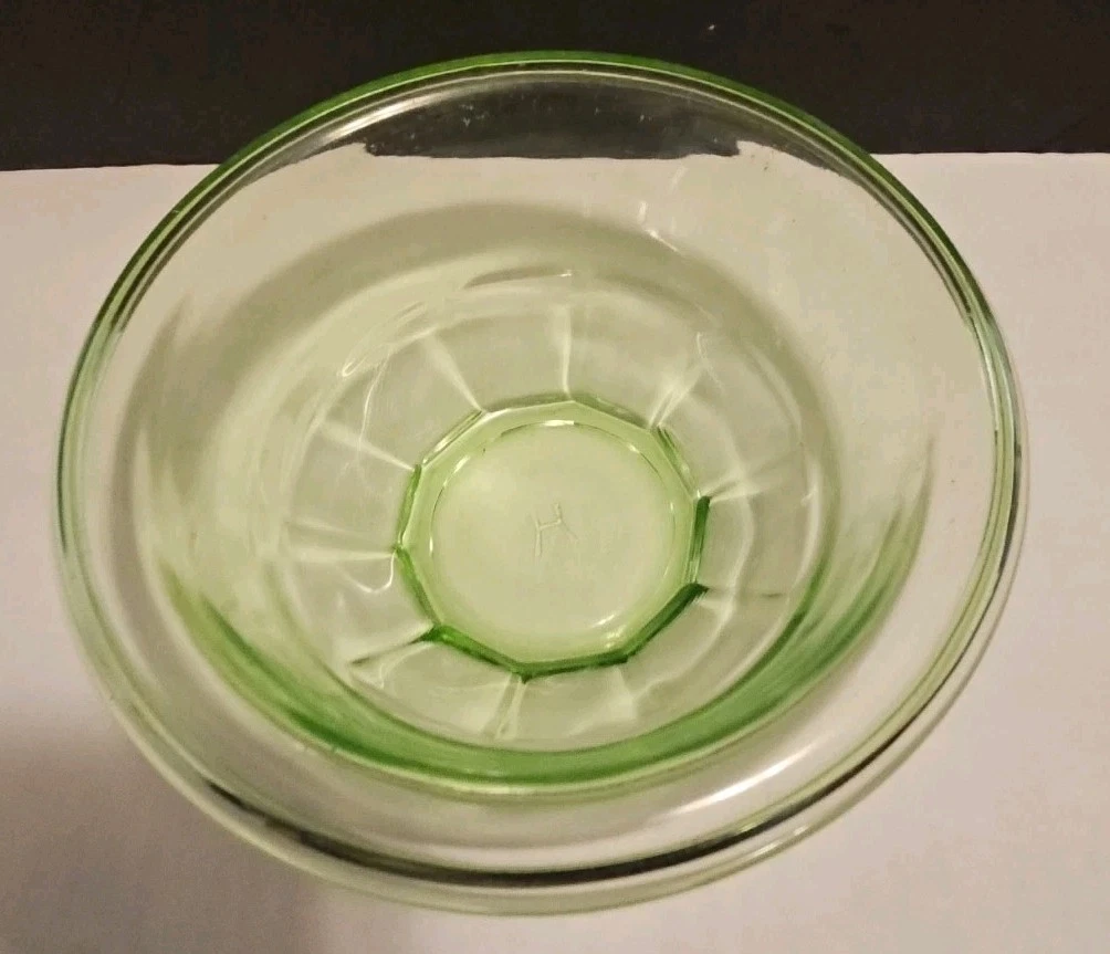 Hazel Atlas Green Uranium Depression Glass Round Rest-Well Mixing Bowl VTG MCM
