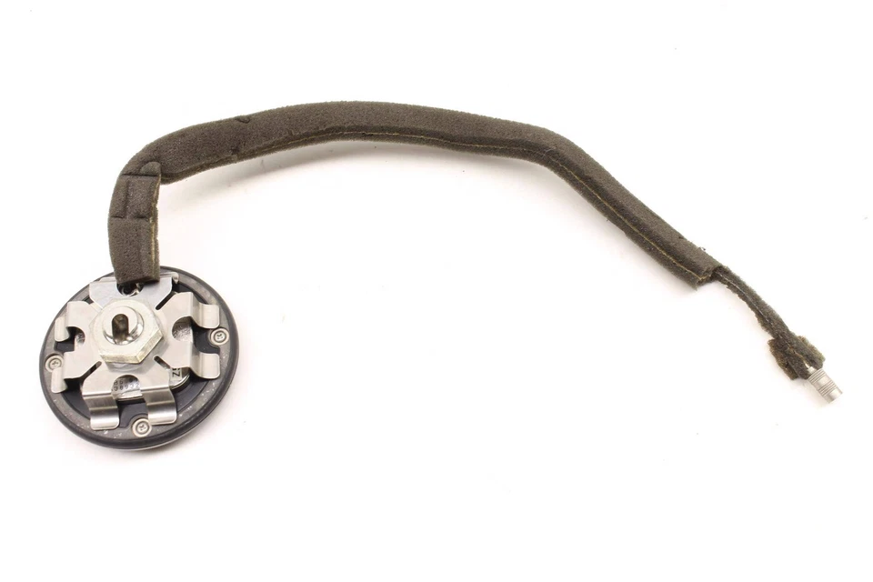 AUDI A6 QUATTRO 1998-2001 - Navegación trasera / Navegación / Antena GPS 4B59889 Foto 3 de 4