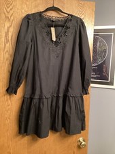 J Crew Sz XS Black Eyelet Trim Ruffle Hem Swing Long Sleeve Dress
