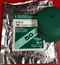 NEW 3M 01913 GREEN CORPS BAG OF (20) COATED FIBRE DISCS 50 GRIT GRADE 5" x 7/8"