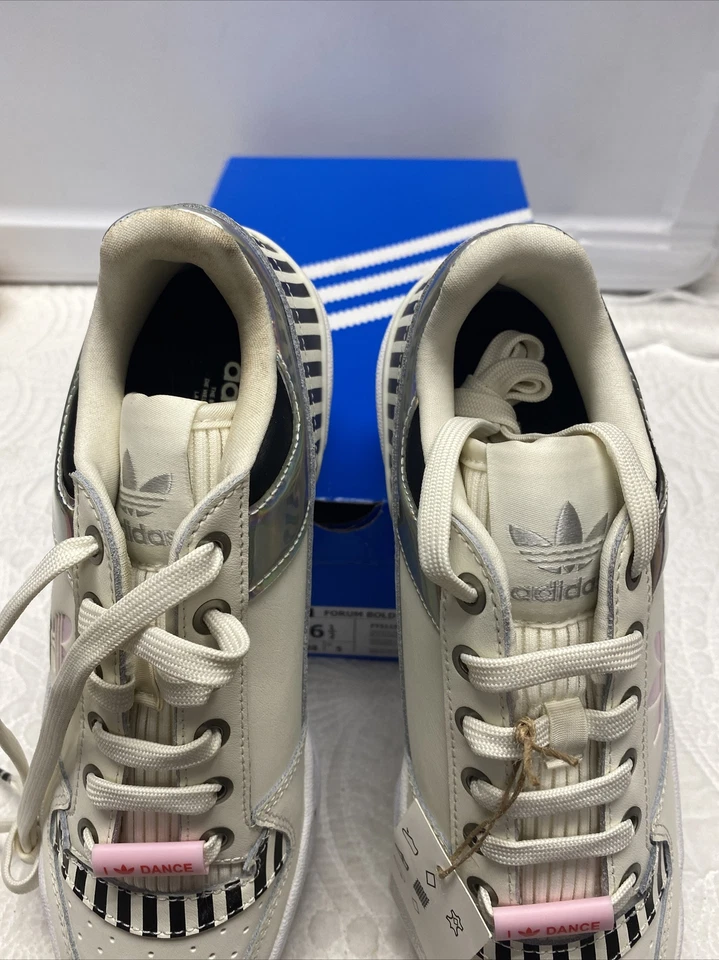 Adidas  Forum Bold W I Love Dance Size 6.5 Rare - Image 4 of 4