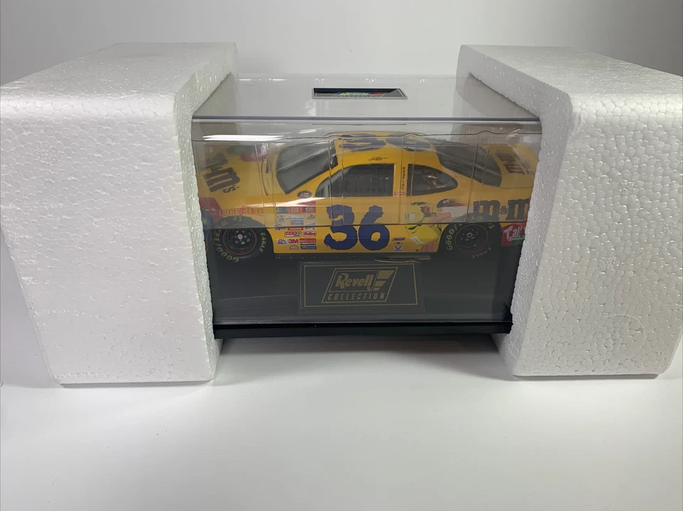 2000 Ken Schrader M&M's Pontiac Grand Prix Keep Back New Driver Revell 1:24 NIB - Image 4 of 4