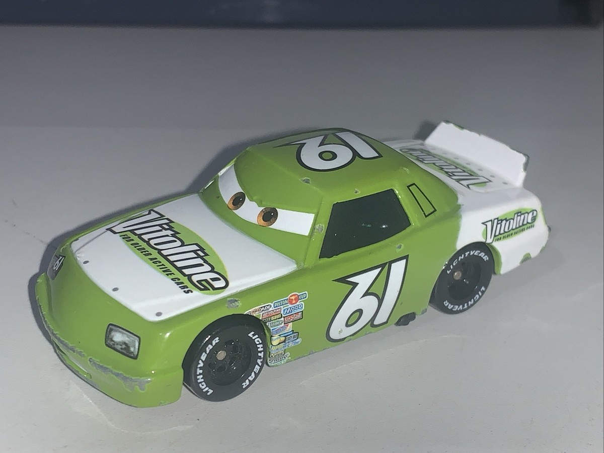 DISNEY PIXAR CARS #61 VITOLINE PISTON CUP RACER JAMES CLEANAIR DIE