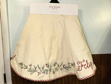New 52" ISAAC MIZRAHI CHRISTMAS TREE SKIRT FELIZ NAVIDAD EMBROIDERED SPRIG BERRY