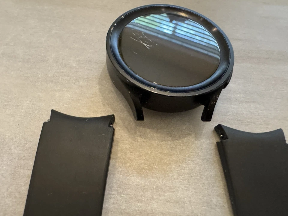 Samsung Galaxy Watch5 Pro SM-R925u Titanium 45mm Black (LTE) Good - Image 4 of 4