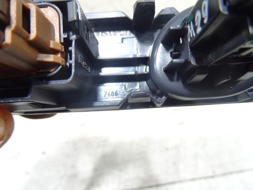 RENAULT CLIO 1.2 PETROL 98-05 HAZARD WARNING DEMISTER SWITCH PANEL.442723A - Picture 5 of 6