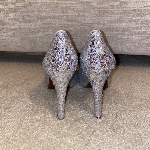 GIANNI BINI SILVER SEQUINED PLATFORM STILETTO HEELS PUMPS BRAND NEW 8.5 - Picture 3 of 5