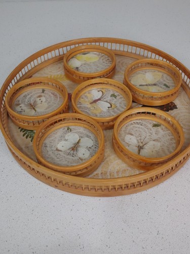 Bohemia Vintage Ratán Prensado Mariposa Bandeja Y Juego de 6 Pcs Posavasos Años 70 Boho - Imagen 16 de 16