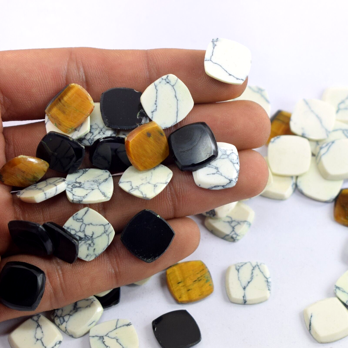 230 Ct Black Onyx White Howlite Tiger Eye Gemstone 95 Pieces Lot For  Sale