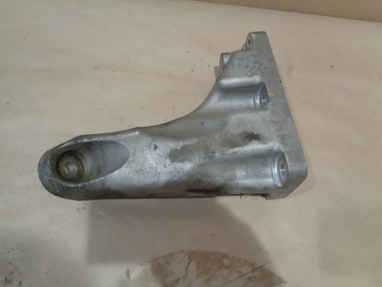  Maserati Quattroporte - RH Motor Mount Arm - P/N 199850