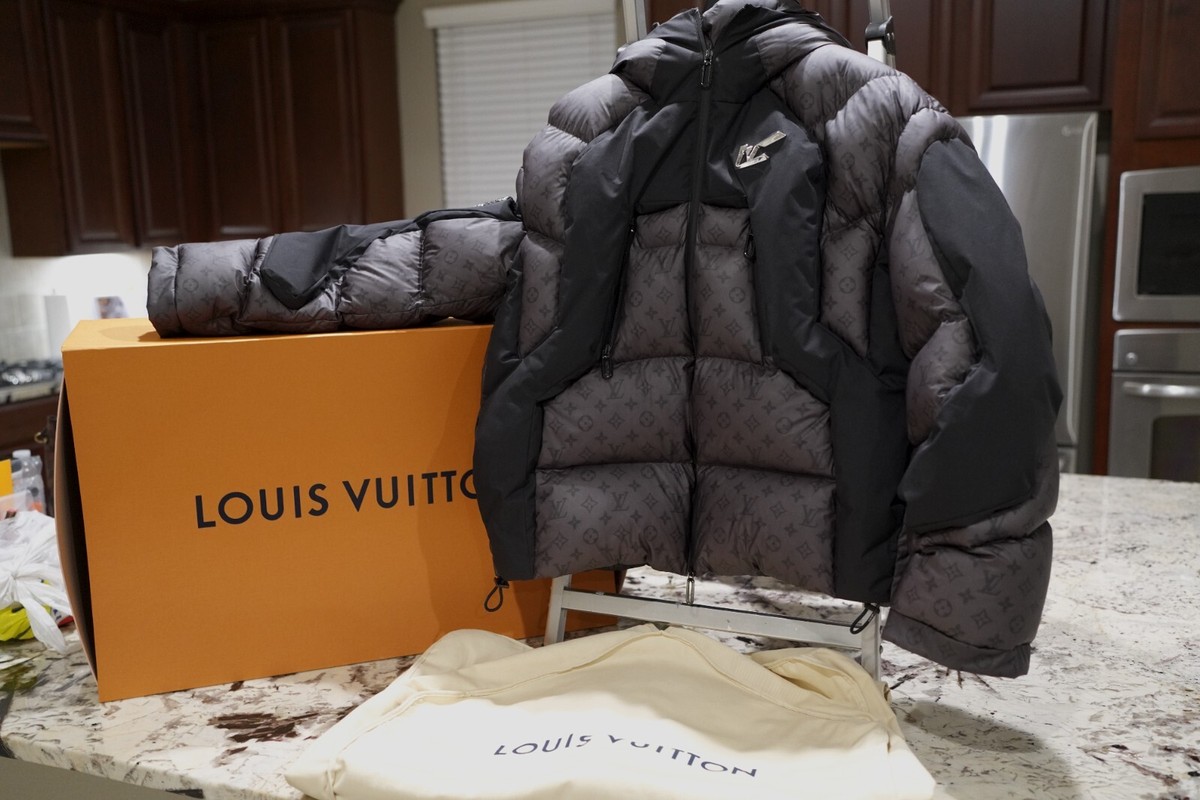 Louis Vuitton 2054 Puffer Jacket  Louis Vuitton Blue Puffer Jacket