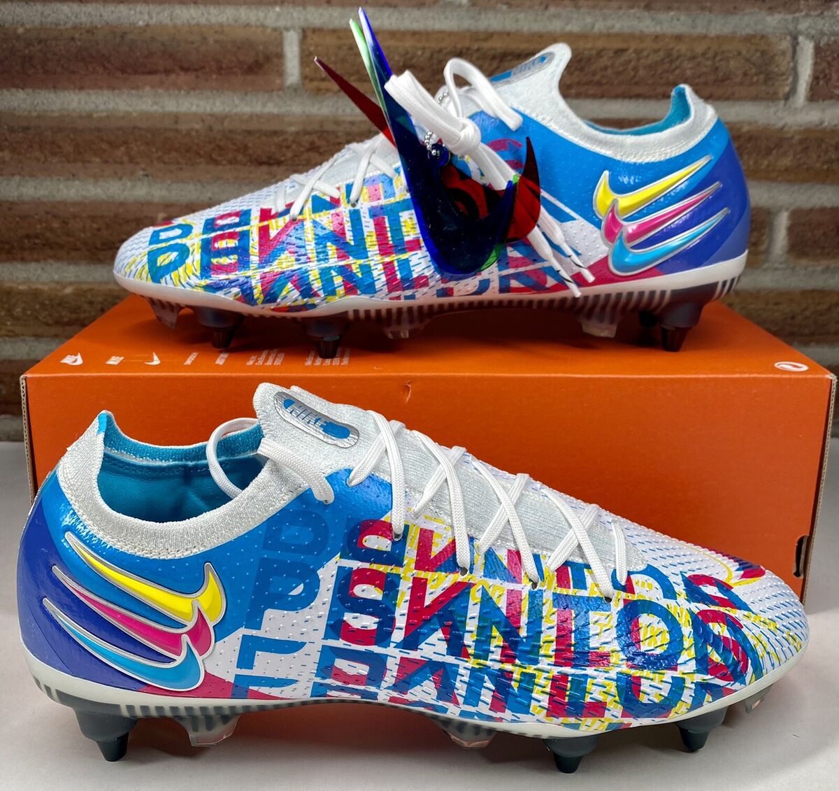 Size 9 - Nike Phantom GT Elite 3D SG Pro AC Reveal Pack for Size 9 - Nike Phantom GT Elite 3D SG Pro AC Reveal Pack for