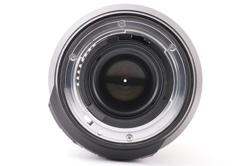 TOP MINT Tamron SP 90mm f/2.8 Macro Di VC USD Macro Lens for Nikon F mount - Picture 7 of 13