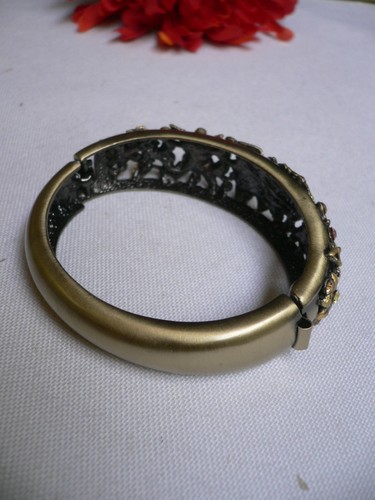 Women Antique Rusty Gold Cuff Flower Garden Rhinestones Skinny Fashion Bracelet - Picture 5 of 12