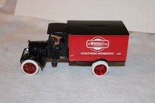 NEW IN BOX ERTL DIECAST 1925 KENWORTH J.C.WHITNEY TRUCK BANK 1/34 SCALE  