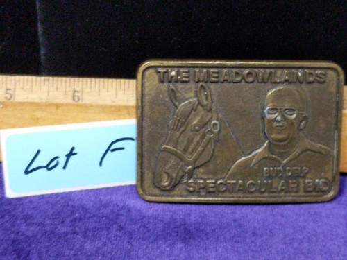 Vintage Metal The Meadowlands Bud Delp Spectacular Bid Belt Buckle B4-4-5-T - Picture 2 of 3