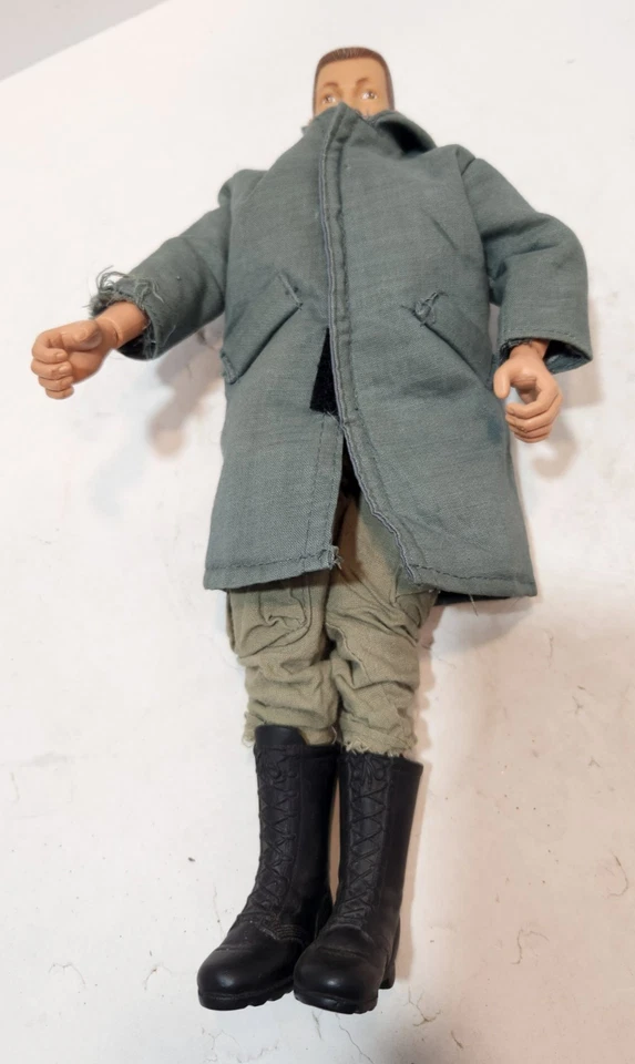 1996 Hasbro Jointed GI Joe with Scar on Face Brown Hair w/Coat Boots Pants - Image 2 of 4