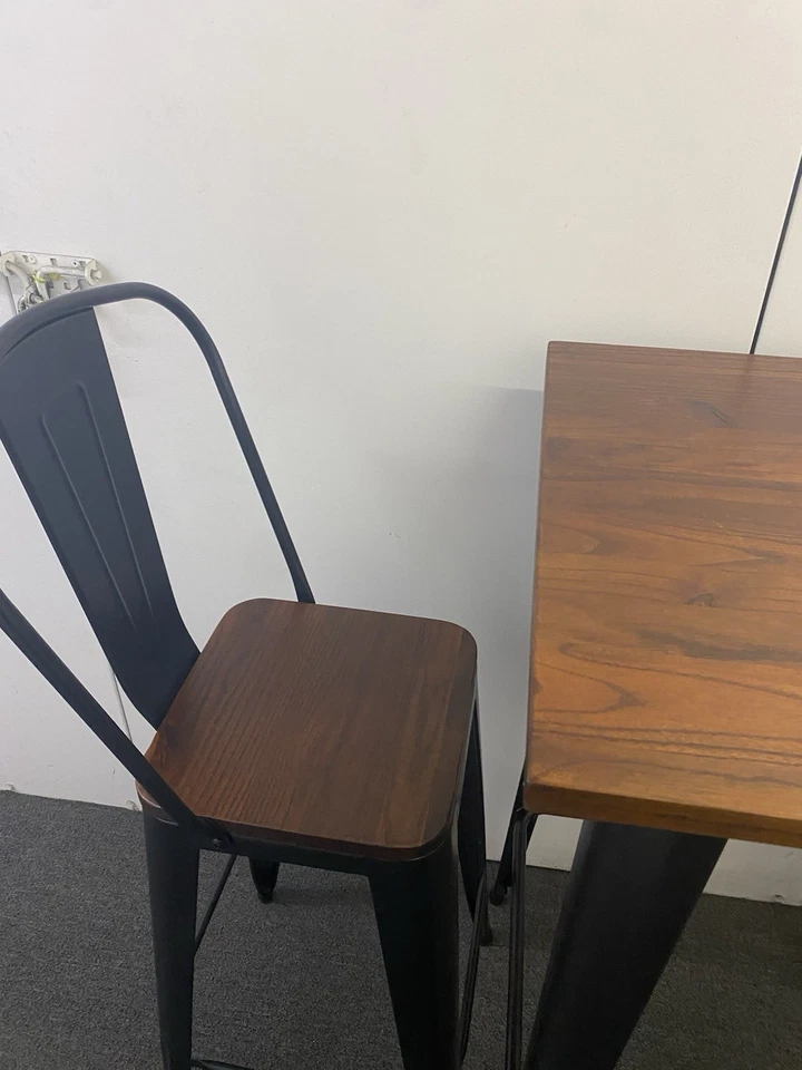 小酒馆桌套装适用于2个高顶柳条凳子和桌子 — 第 4/4 张图片