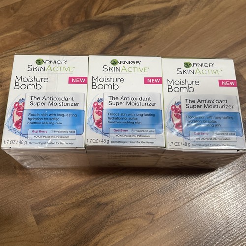 Garnier Skinactive Super Moisturizer Moisture Bomb - 1.7oz. (K2324700) Set Of 3 - Picture 1 of 3