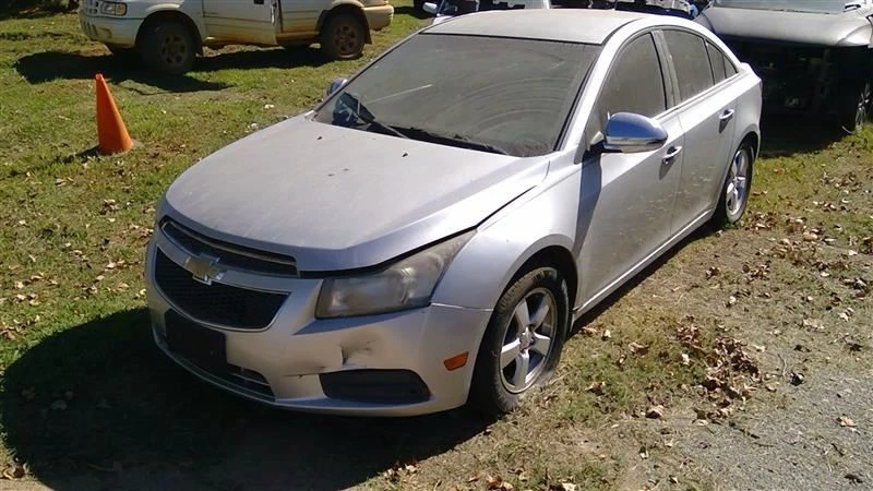 Parachoques trasero VIN P 4º dígito limitado Opt UD7 compatible con Chevy Cruze 11-16 OEM Foto 3 de 4