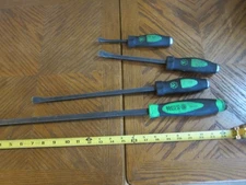 Matco 4 Pc Green Curved Tip Prybar Set