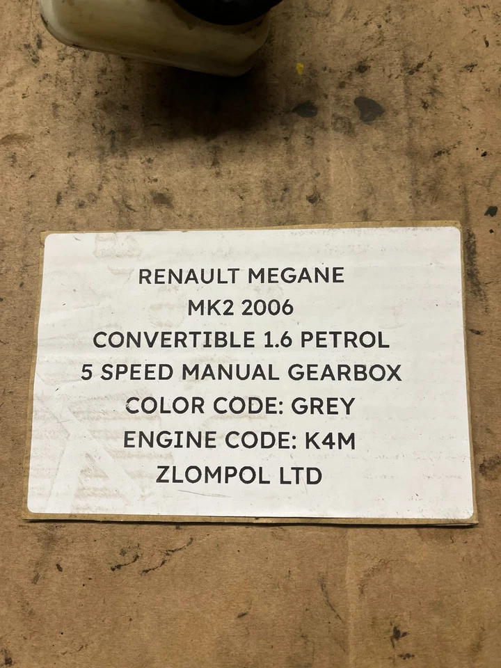 Renault Megane MK2 2006 Convertible 1.6P - Cilindro Maestro de Freno Foto 2 de 4