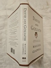 David and Goliath: Underdogs, Misfits, and the Art of Battling Giants