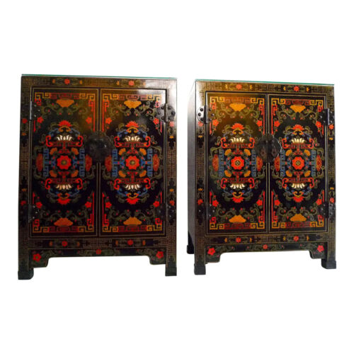 Early 20th Century Chinoiserie Hand Painted Cabinets - a Pair - Picture 1 of 14