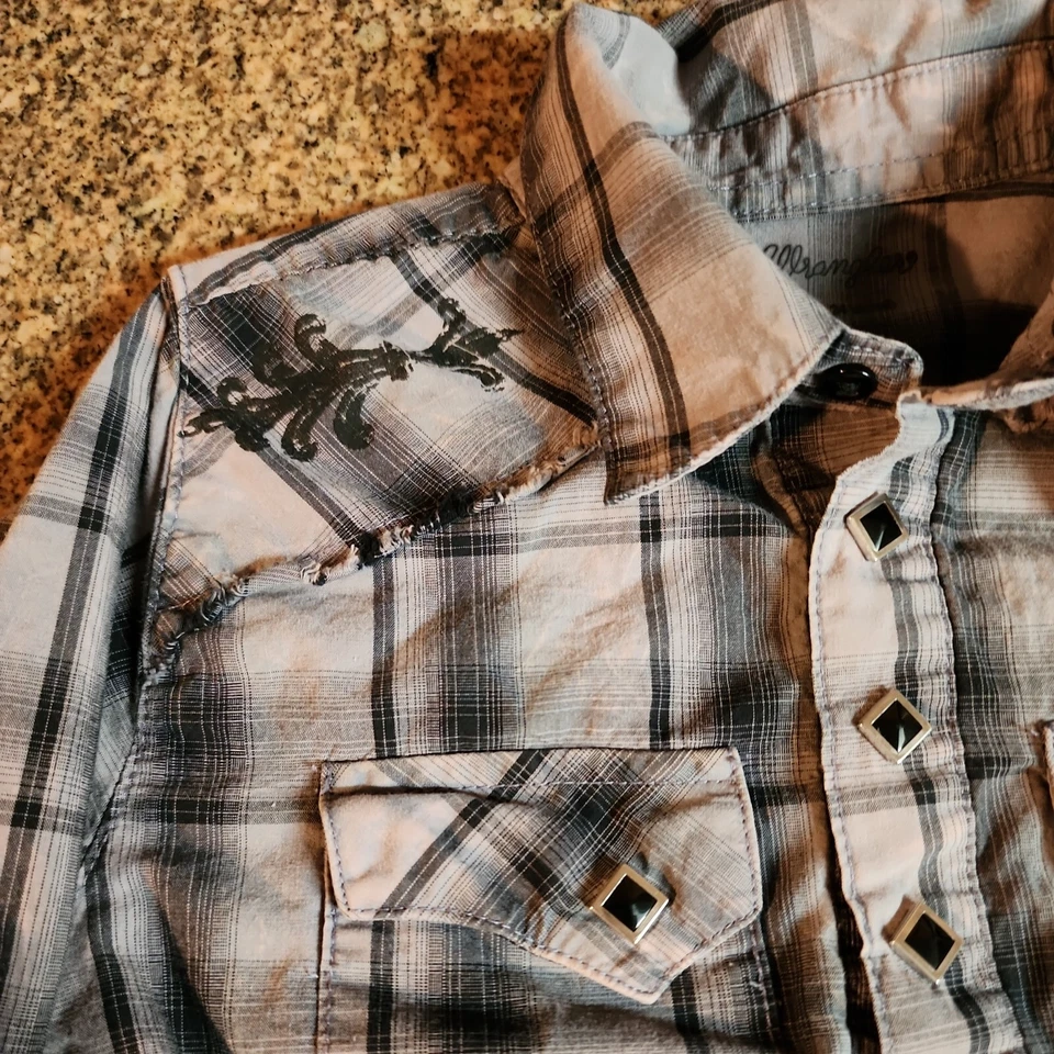 Mameluco de una pieza con botones a cuadros Wrangler 24M para niños Foto 2 de 4