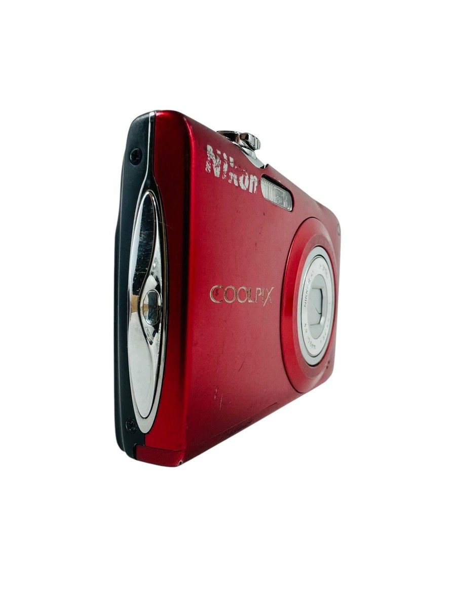 Nikon COOLPIX S205 12.0MP Digital Camera - Red - Parts/Repair