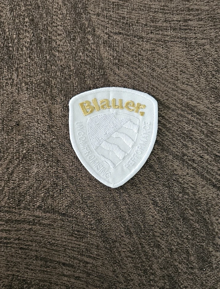 TOPPA PATCH Replica Blauer Bianco/Oro 7X6 CM Ricamata Termoadesiva e da Cucire